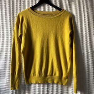 Banana Republic sweater women's small lemony yellow crewneck pullover colorful